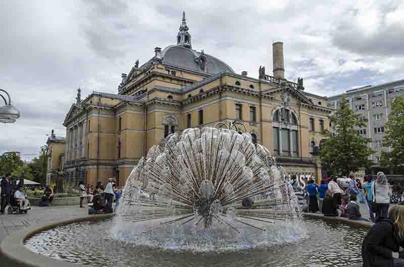 10 - Noruega - Oslo - Teatro Nacional